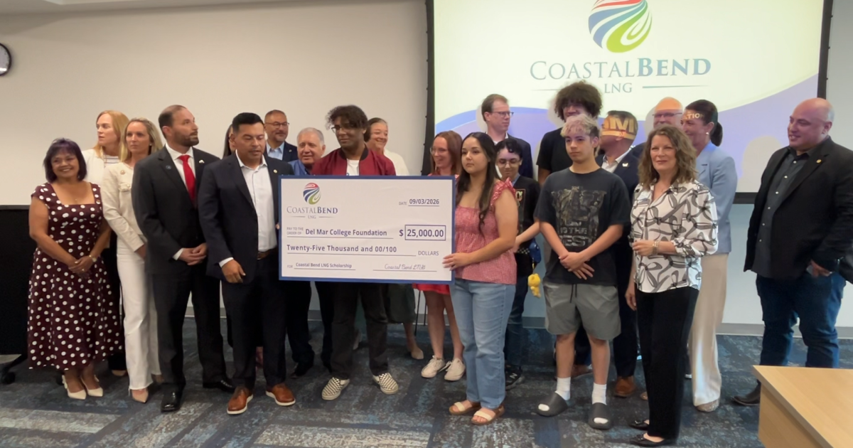 Coastal Bend LNG awards $25,000 scholarship fund for San Patricio County students at Del Mar College