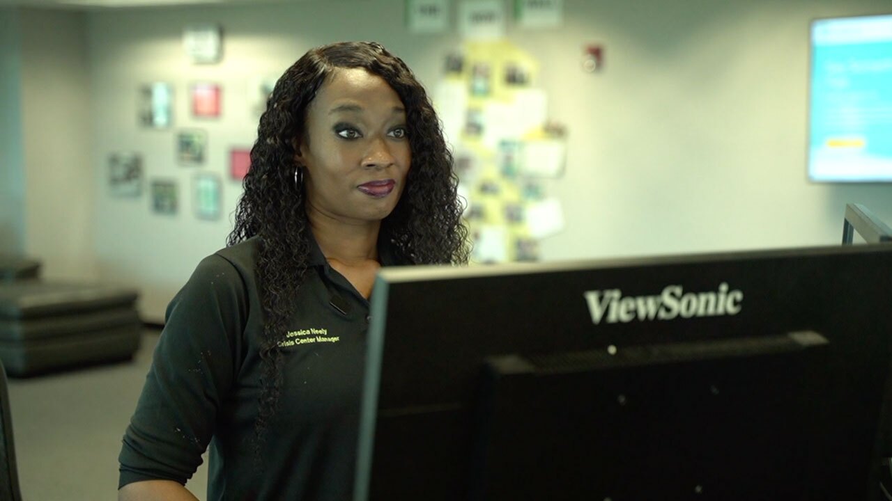 Jessica-Neely,-crisis-center-manager-WFTS.jpg