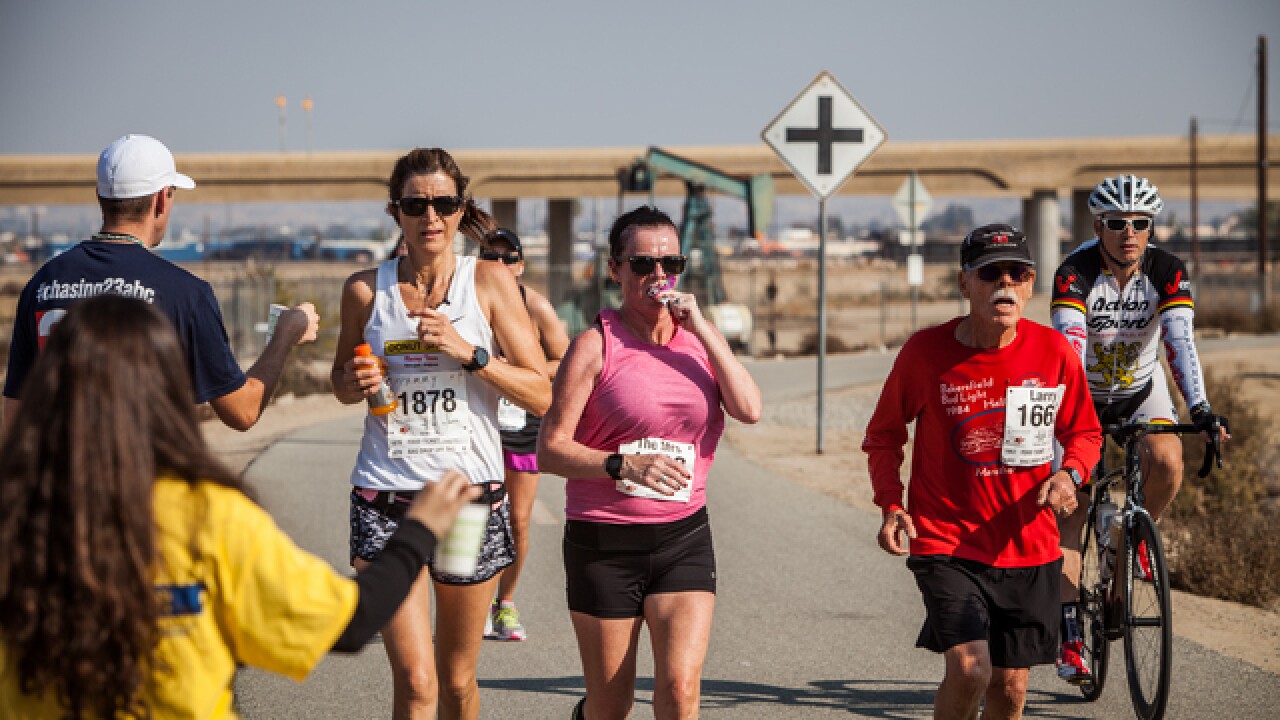 Photos: Bakersfield Marathon Mile 10 and Mile 23