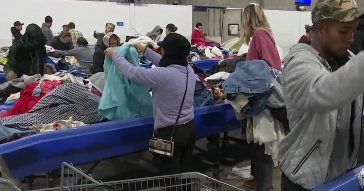 Goodwill Run Thrifting craze sends people running to SLC Goodwill Outlet