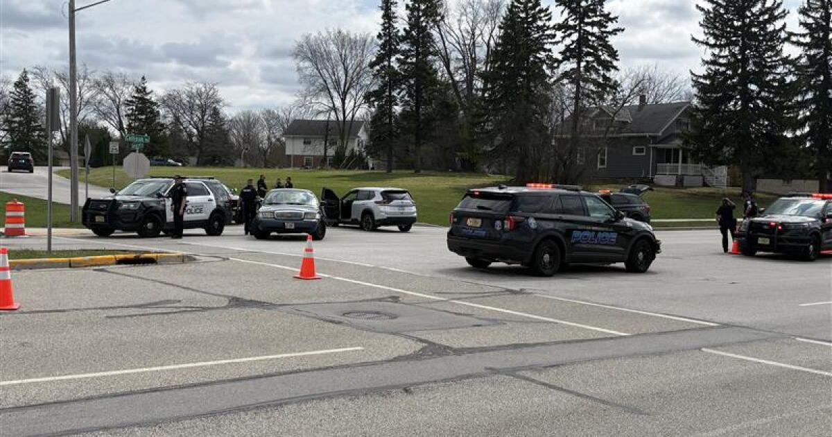 Suspect arrested after police chase in Waukesha County