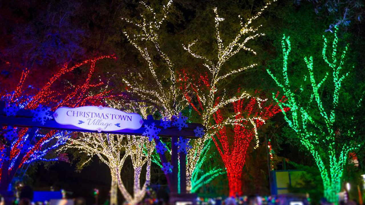 Busch Garden S Christmas Town Nominated For Usa Today S Holiday Event Award Busch Gardens Christmas Town Hours