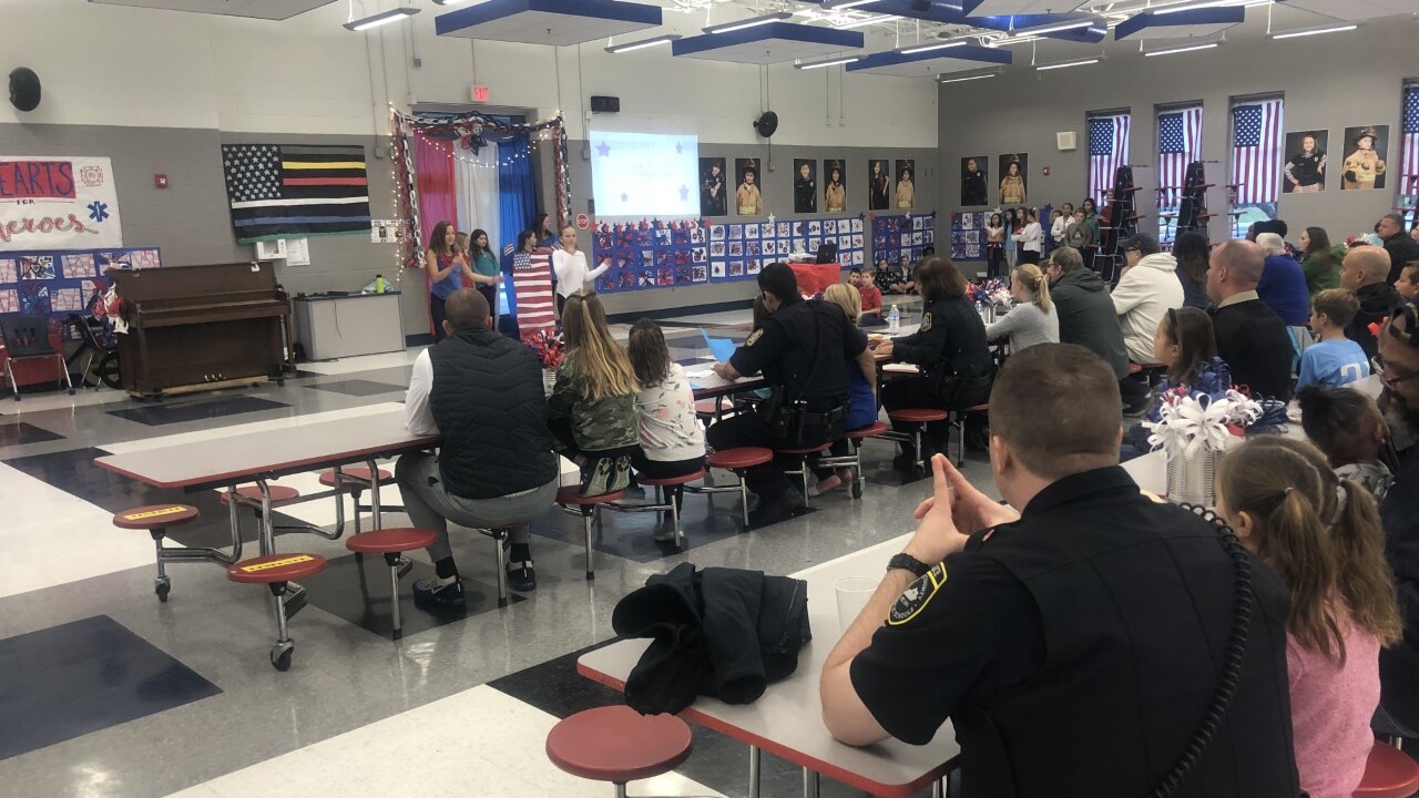 Stonewall Elementary students honor first responders through creative