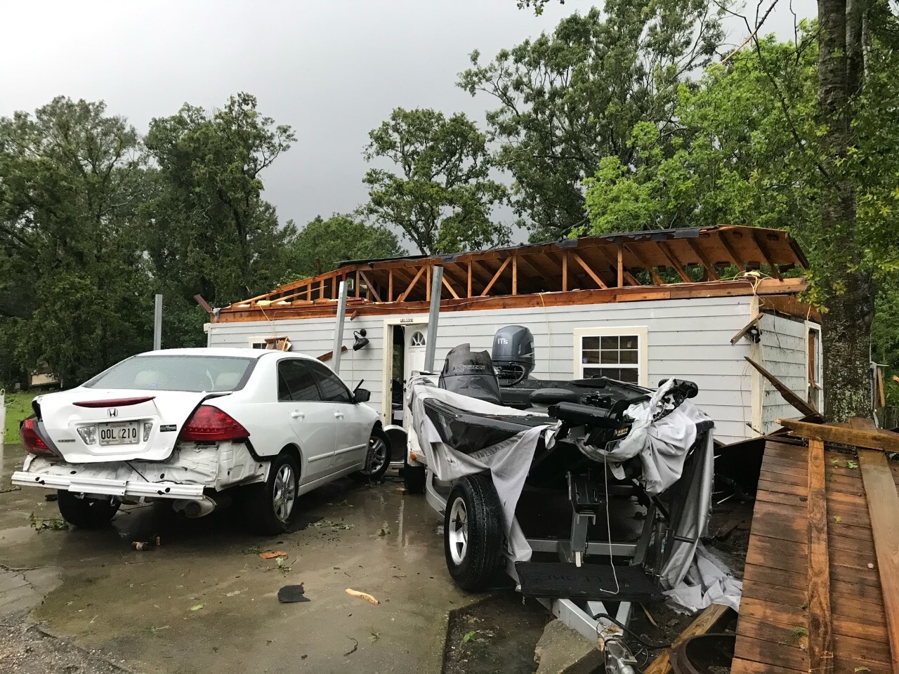 Lyons Point damage2.jpg