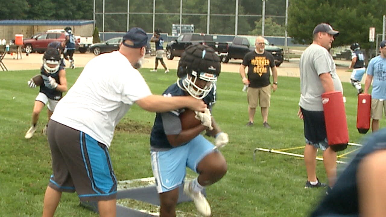 Mona Shores football