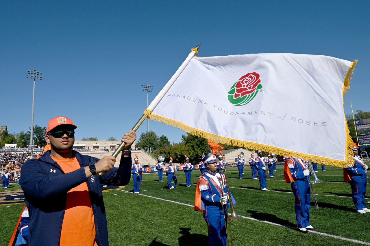 MMM-RoseFlag.jpg