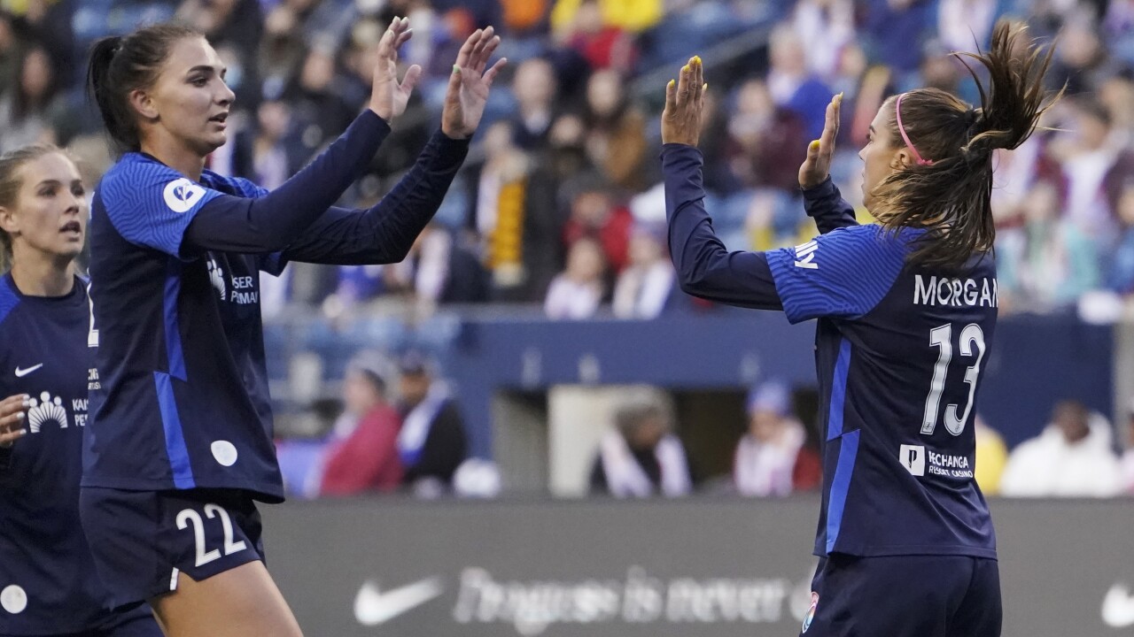 San Diego Wave Taylor Kornieck and Alex Morgan