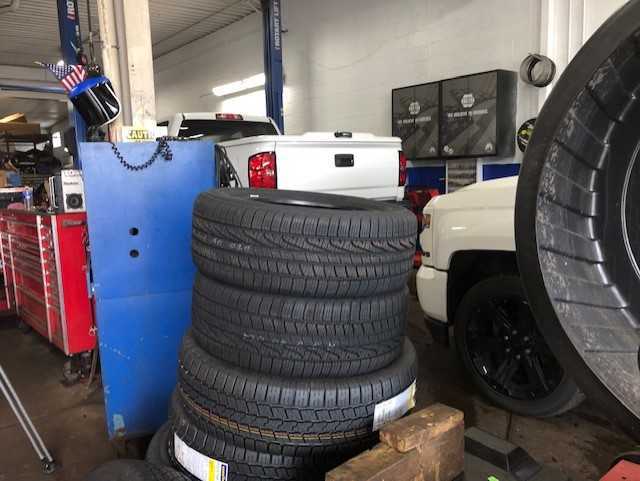 CAR-TIRES.jpg