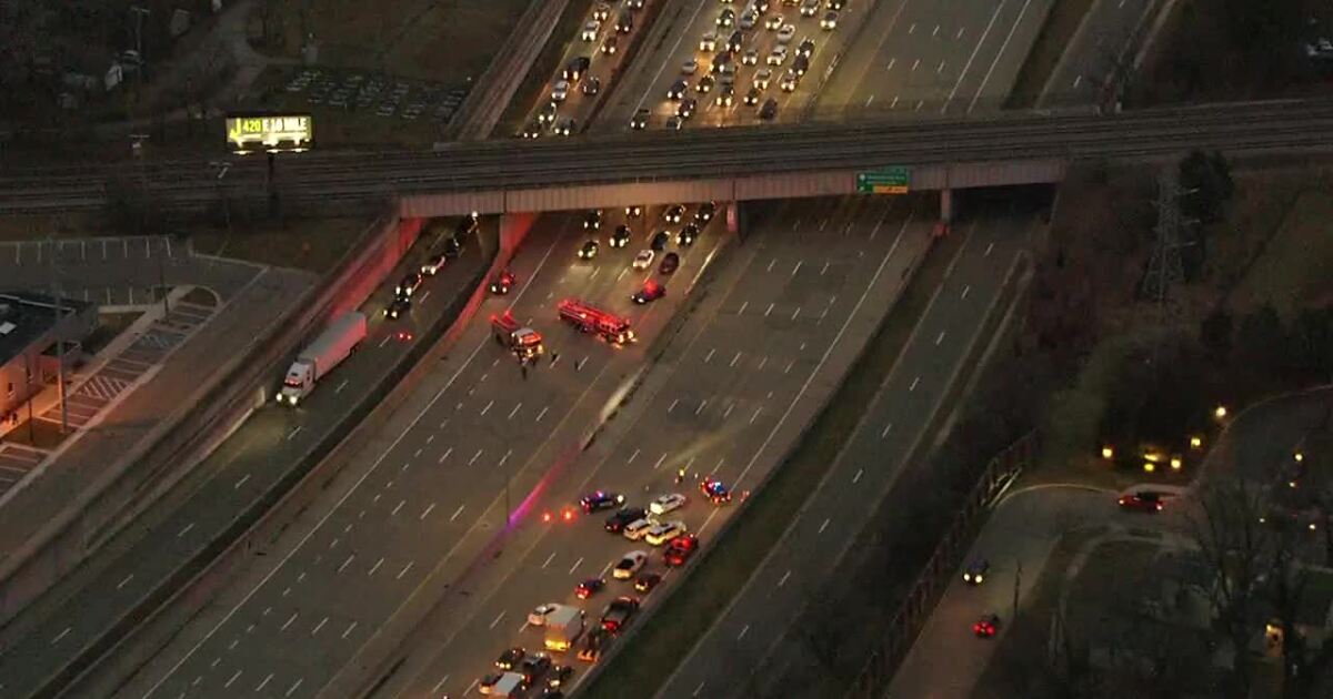 A closer look at 696 And Woodward Avenue