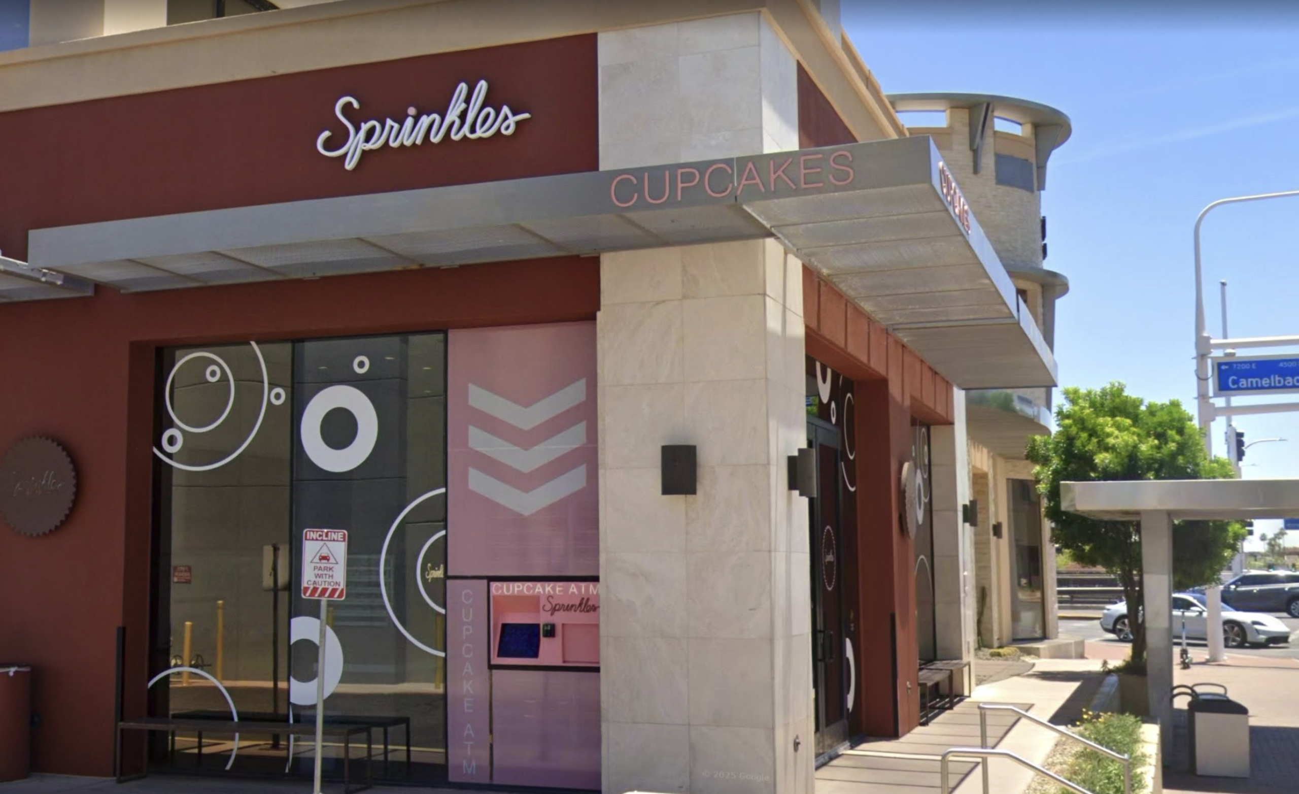 Sprinkles cupcake company founder announces immediate closure of all stores