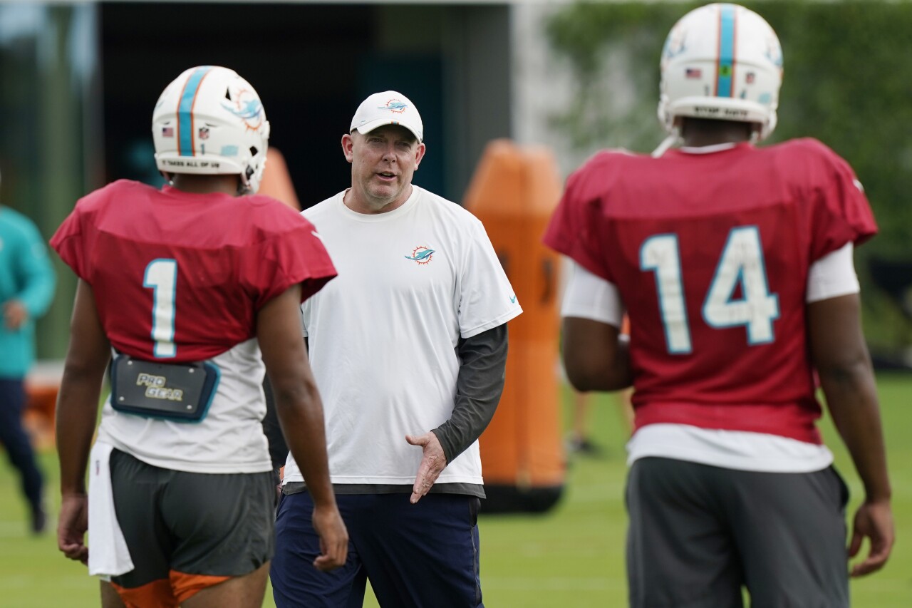 Miami Dolphins QBs Tua Tagovailoa and Jacoby Brissett at practice, Oct. 13, 2021