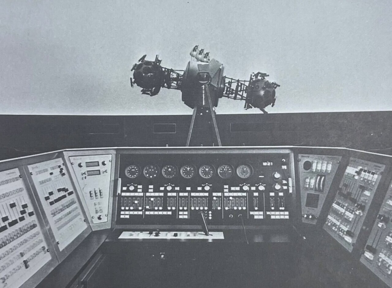 Hector Vector Star Projector at Flandrau Planetarium