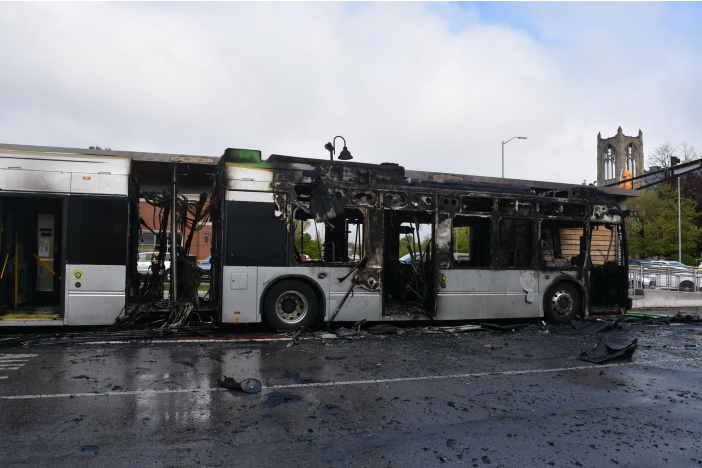 Bus v1.png