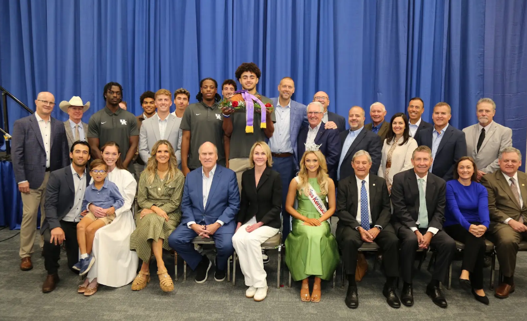 Grand champion country ham sells for $10 million at Kentucky State Fair charity auction