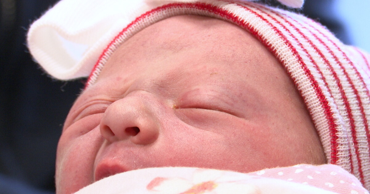 St. Vincent Healthcare welcomes first baby of 2024 after record breaking year - Vimarsana News