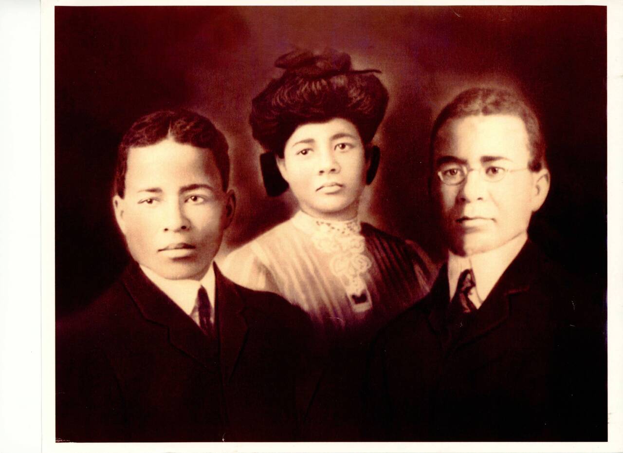 Diggs family.jpg