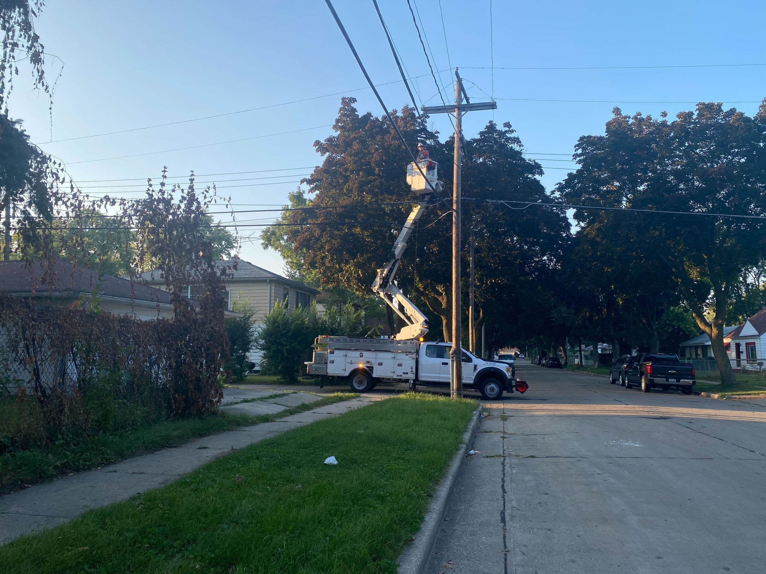 Thousands experience power outages amid dangerous heat
