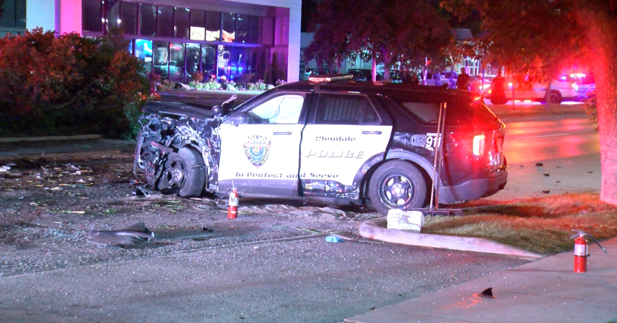 Violent crash involving squad car in Glendale, 2 injured