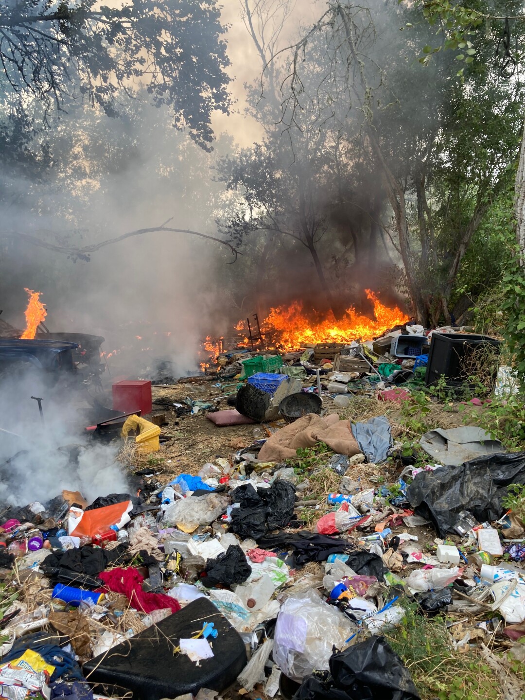 Encampment Vehicle Fire 07-16-20 (002).jpg