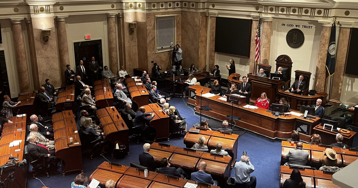 Governor focuses on economy, education during 2024 State of the Commonwealth - Vimarsana News