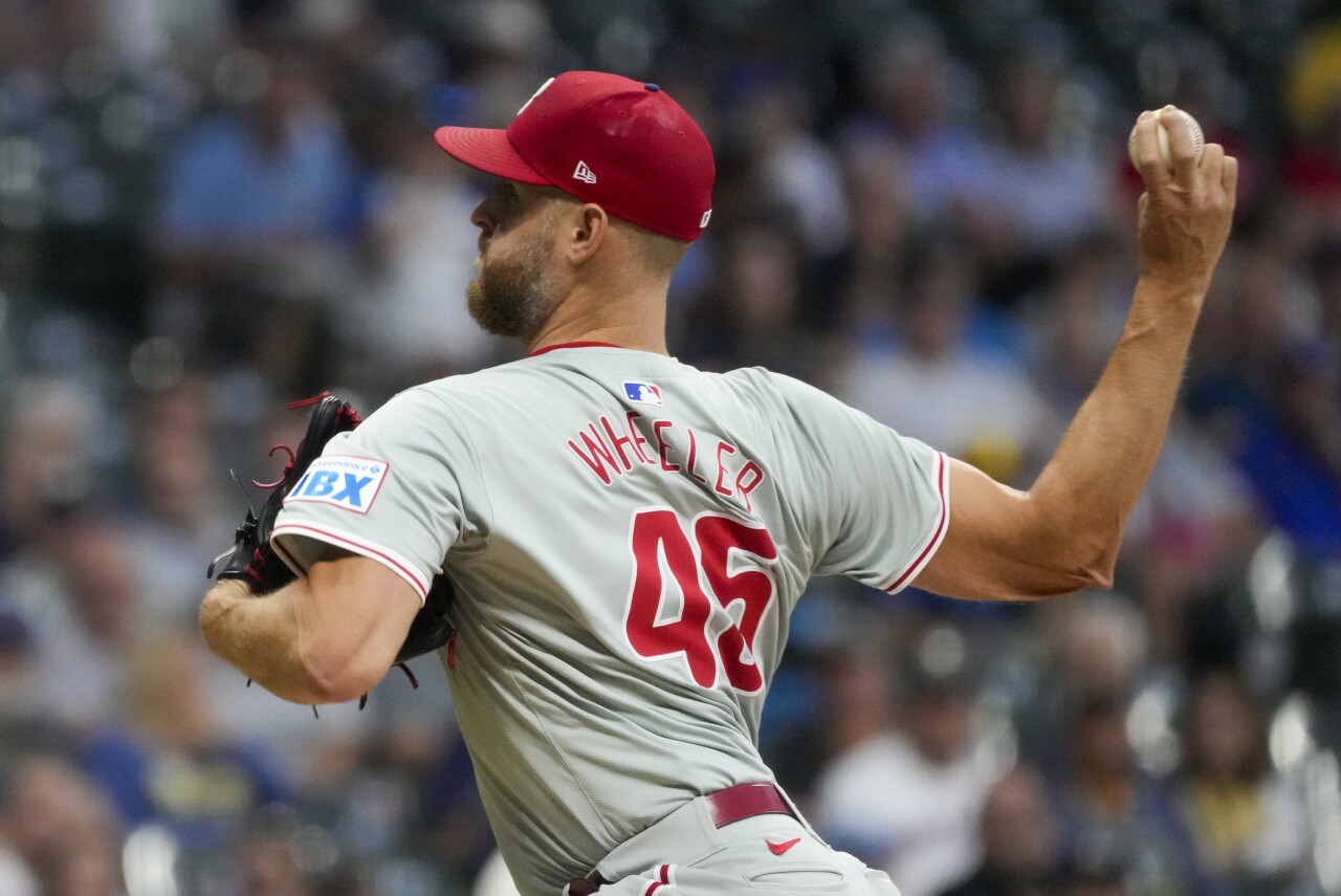 Phillies Brewers Baseball