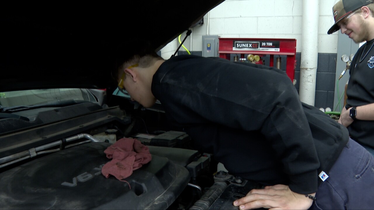 elkhorn area hs auto shop 2.jpg