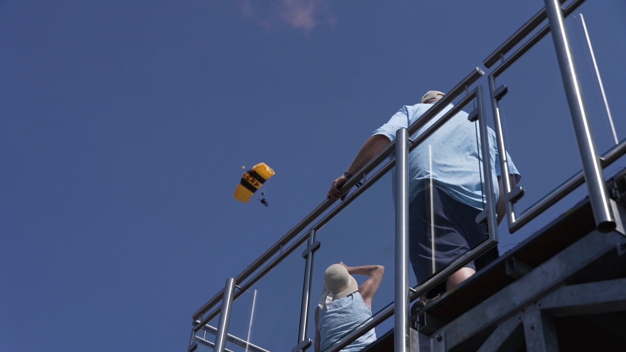 AIRSHOW30_2.27.3.jpg