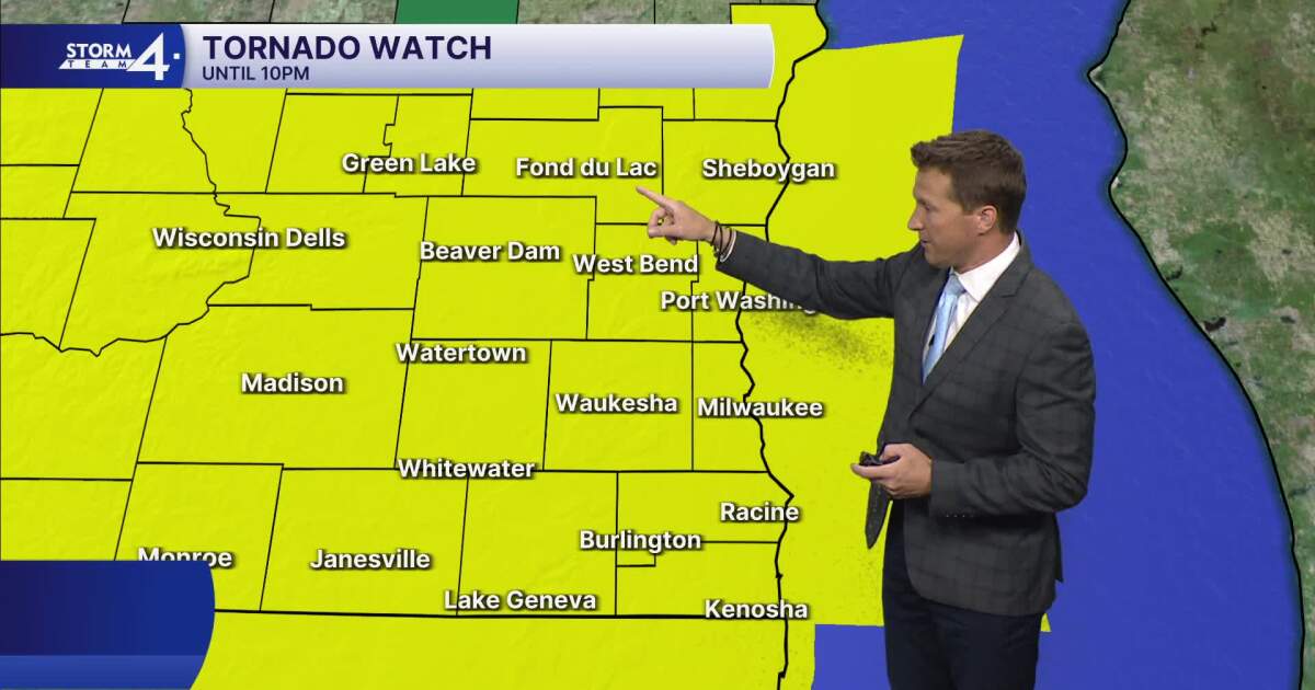 दक्षिणपूर्वी विस्कॉन्सिन में मंगलवार शाम भयंकर तूफान आया