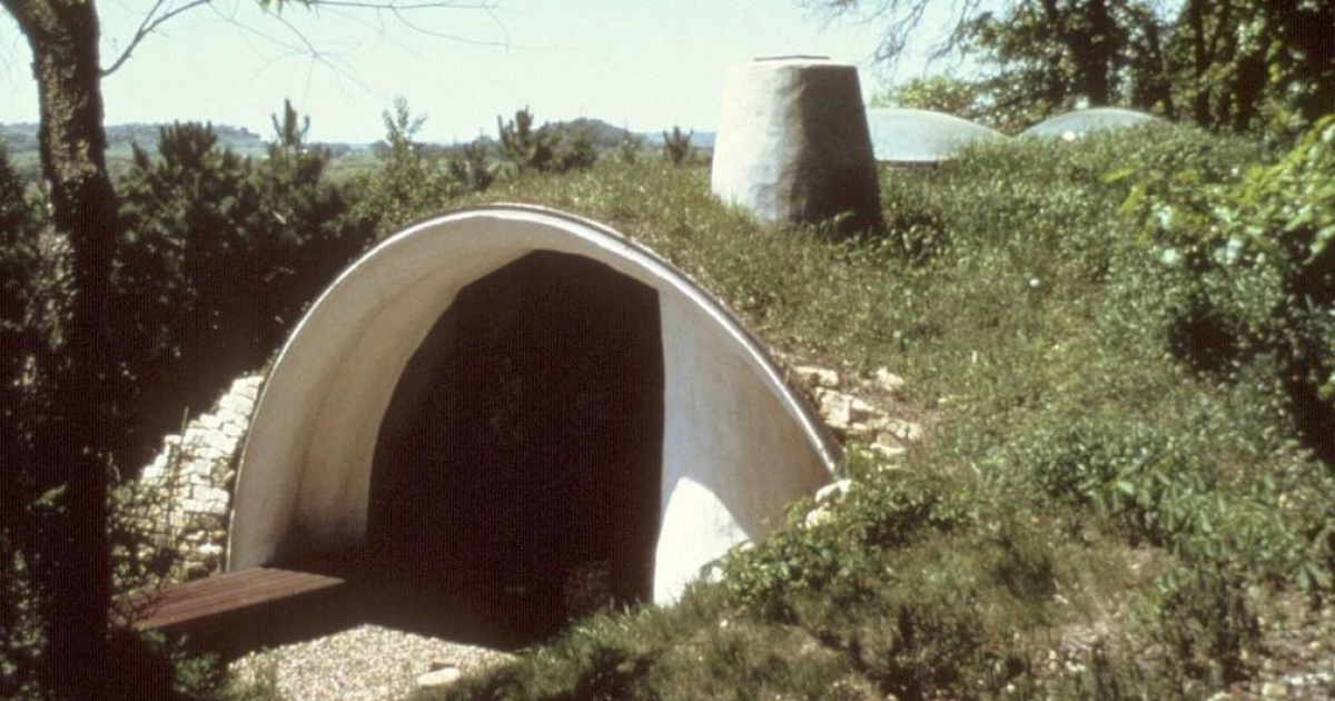 'Hobbit House' now up for sale in Wisconsin [PHOTOS]