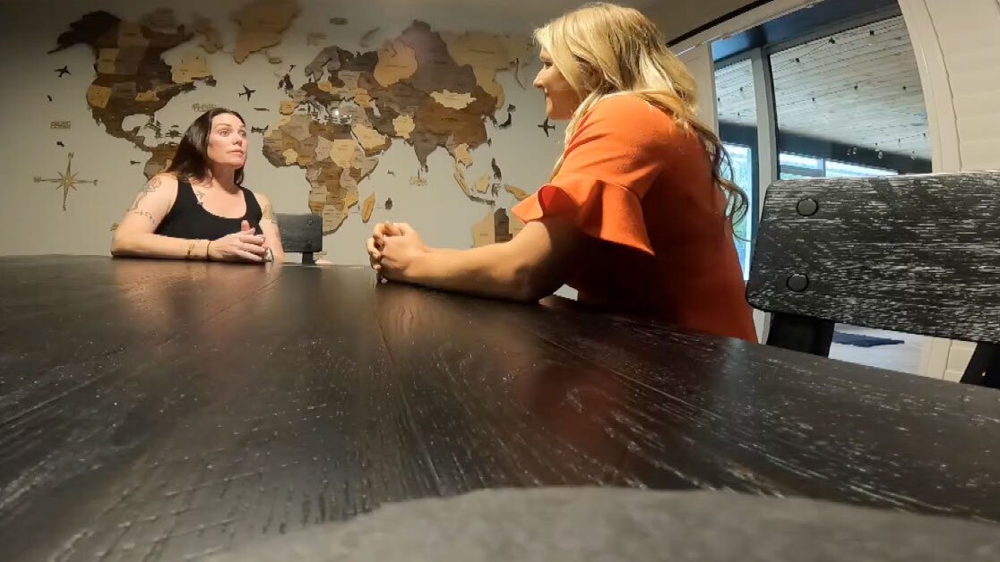 Chalimar Gregory explains to WPTV reporter Kate Hussey what resulted in the death of her dog, Red.