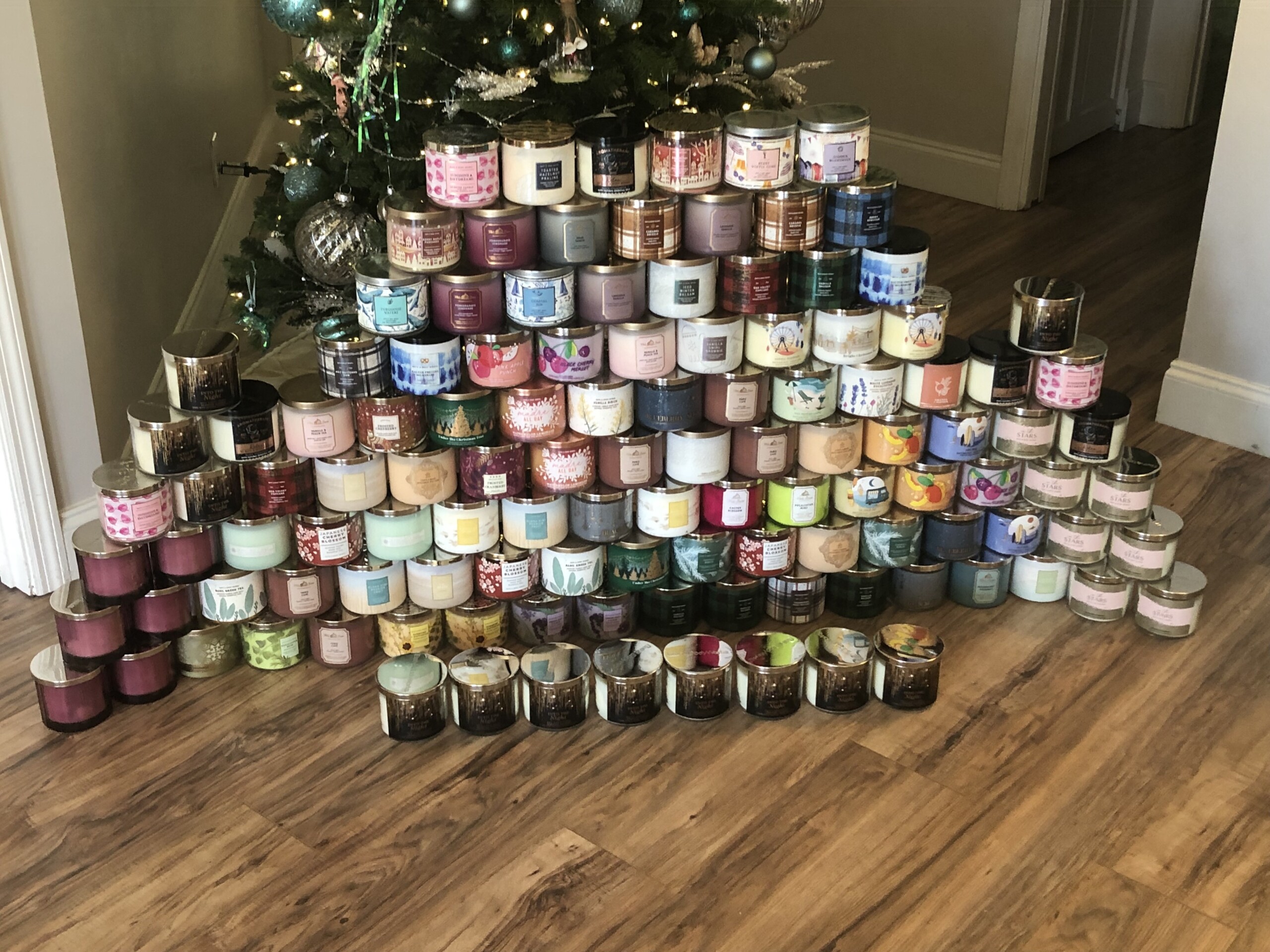 Delray Beach couple collects Bath & Body Works candles