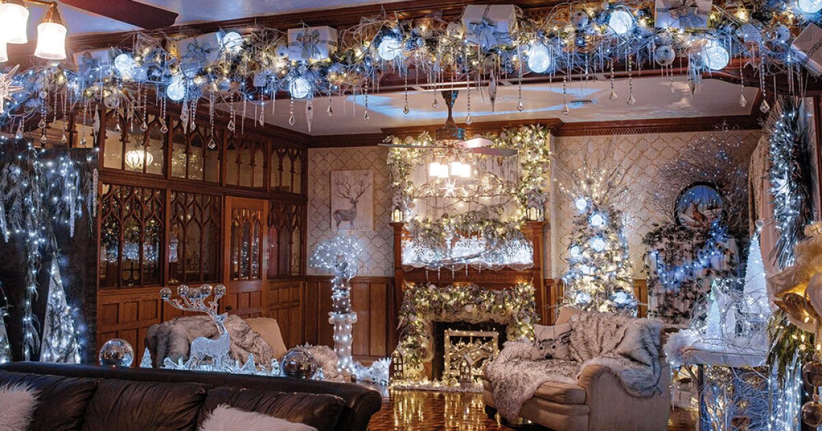 GALLERY You can tour Stetson Mansion and its incredible Christmas decorations