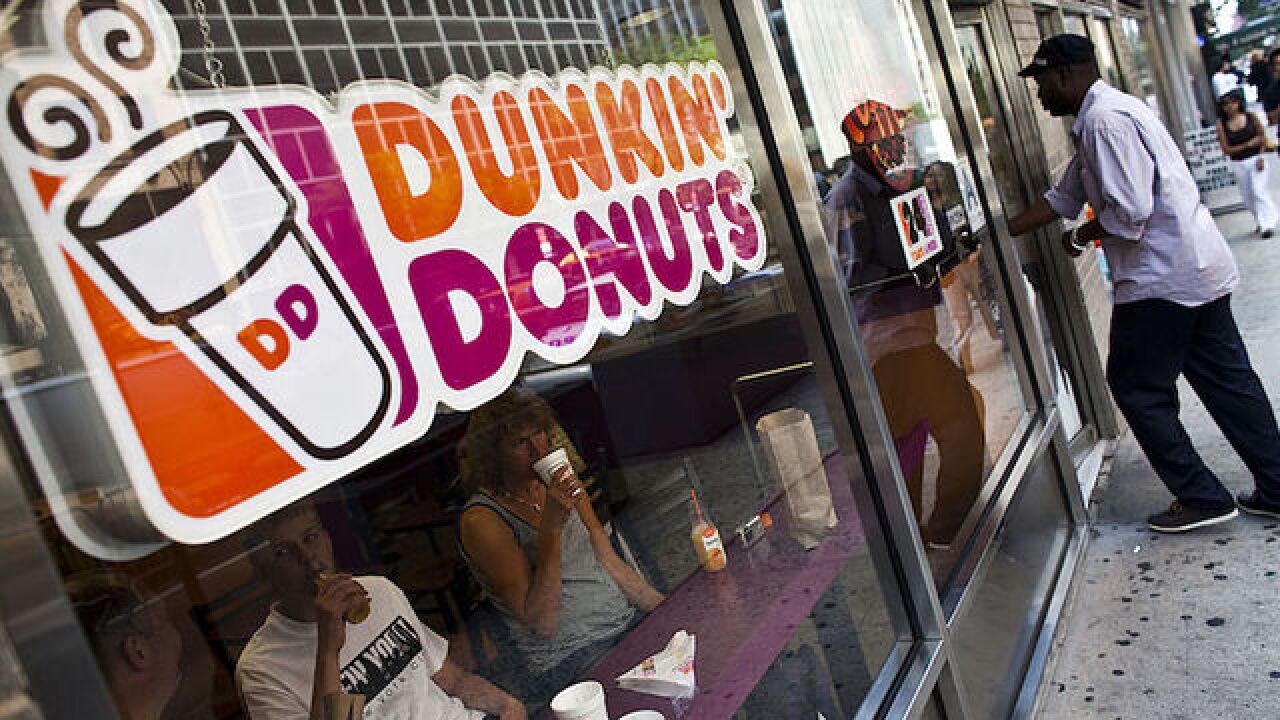 Did a Dunkin' Donuts refuse to serve officers?