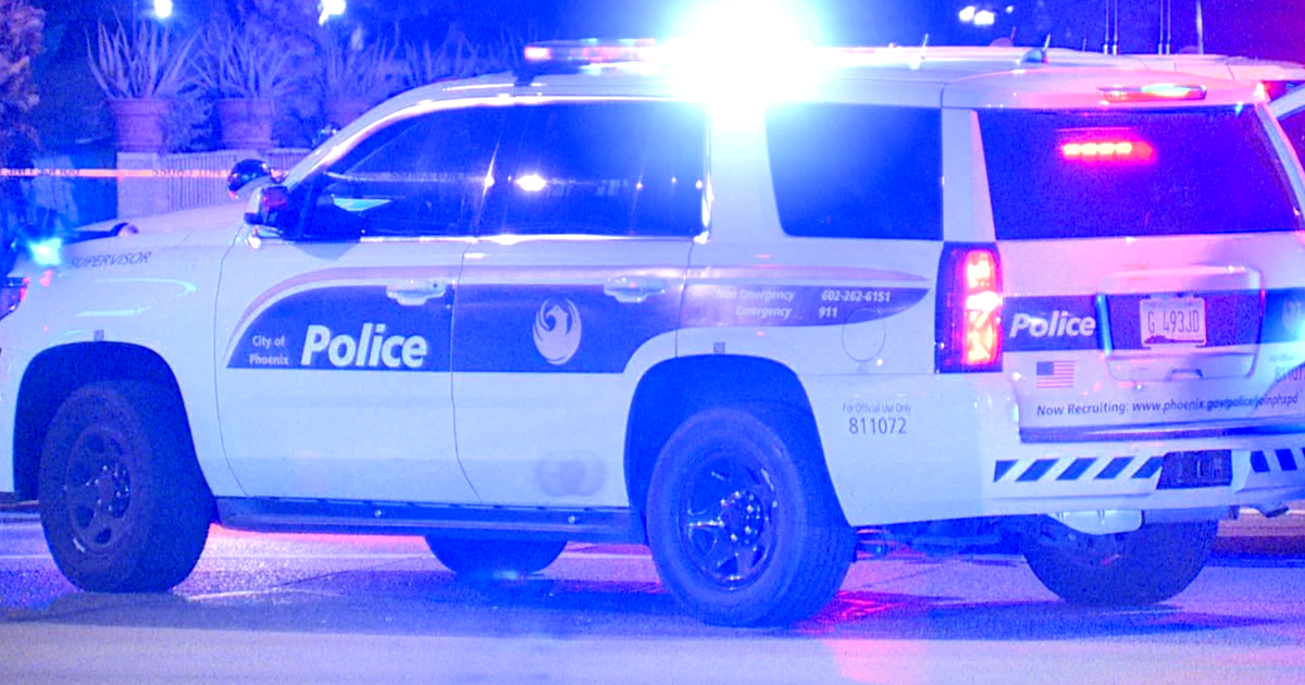 Juvenile hurt, suspect outstanding after shooting near 24th Street and Osborn Road