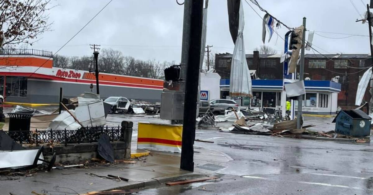 Hopkinsville, Kentucky sees damage from New Year's storms