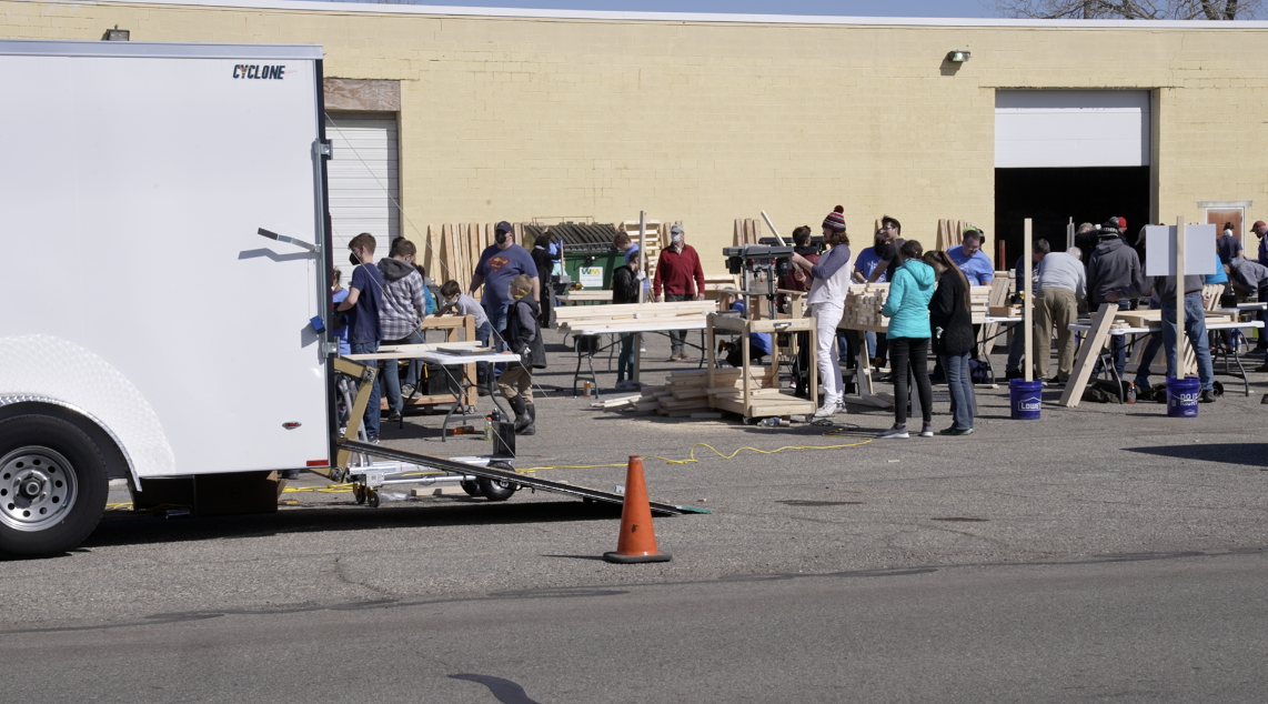 Sleep in Heavenly Peace record-breaking bed-building event street-view