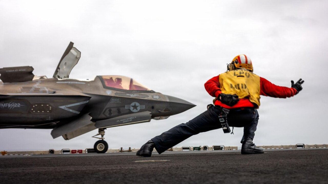 F-35 launch aboard USS Boxer