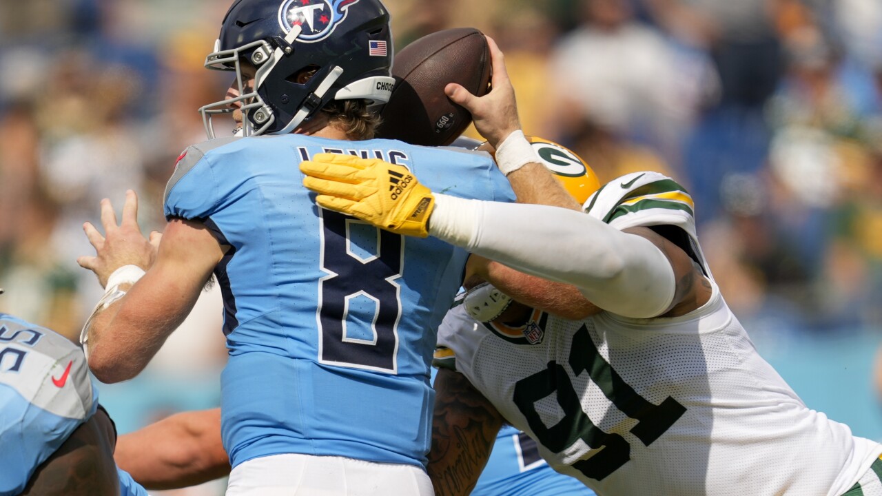 Packers Titans Football