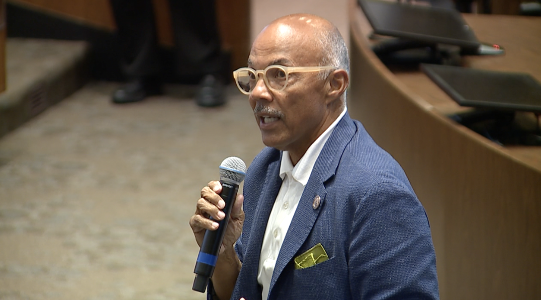 Detroit Water and Sewer Department Director Gary Brown introducing EasyPay Plan