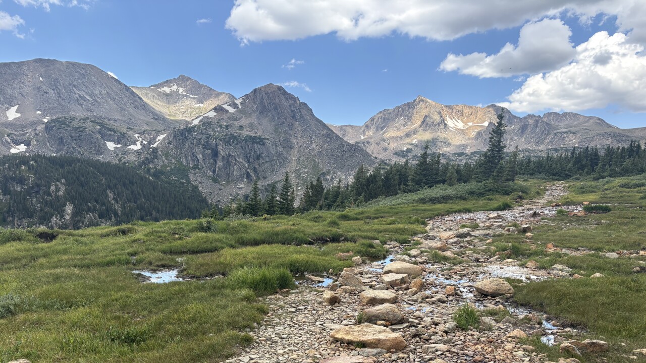 Dorothy Lake hike_Deb Stanley
