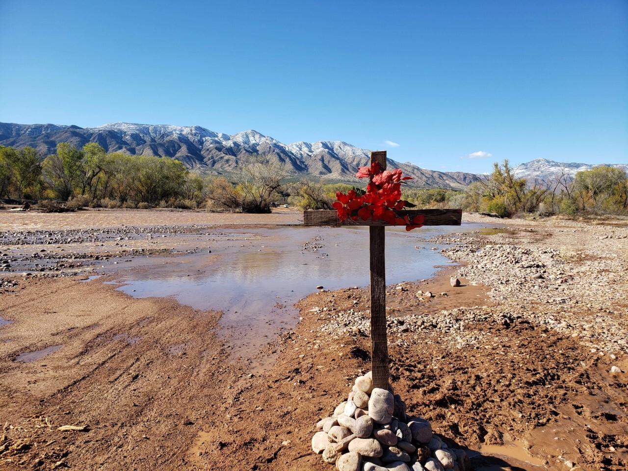 11-30_Tonto_Basin_Memorial_Cross_from_Charles_Arp.jpg