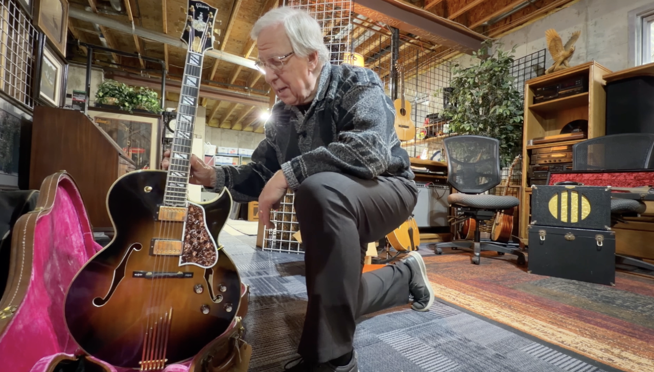 The very rare Gibson Crest guitar