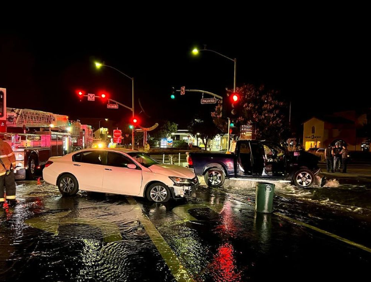 two car crash slo.png