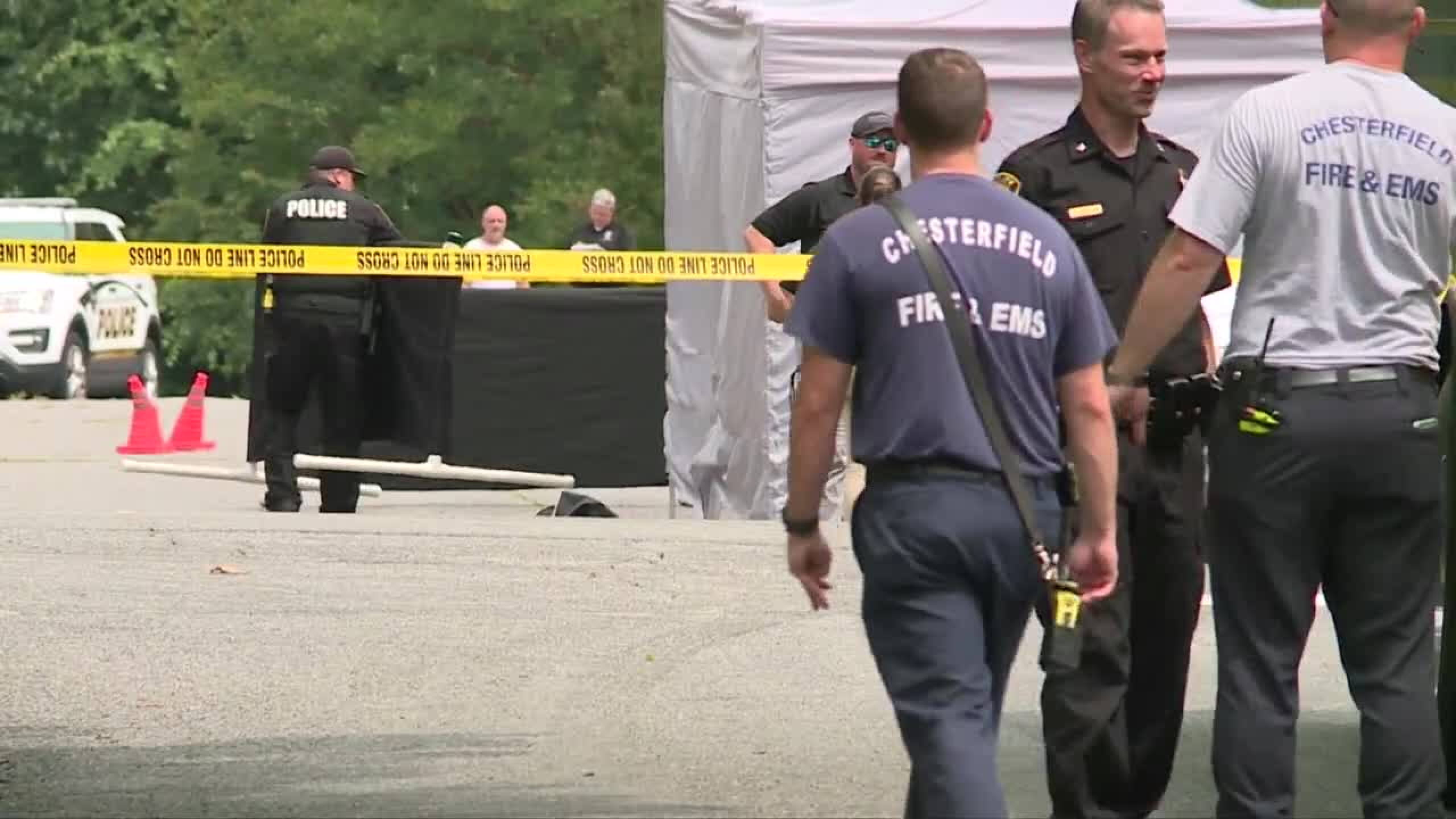 Hatchet-wielding man fatally shot by officer in Chesterfield neighborhood