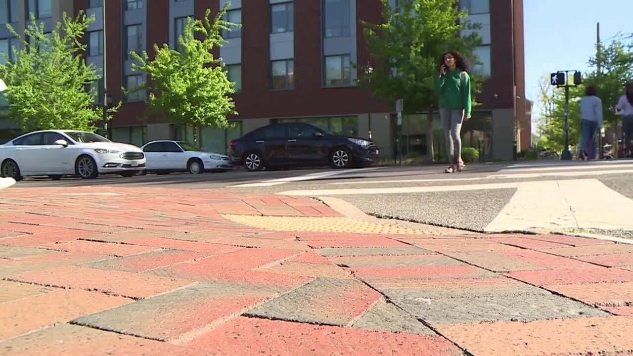 Intersection of Laurel Street and West Main Street on VCU's Main Campus in Richmond.