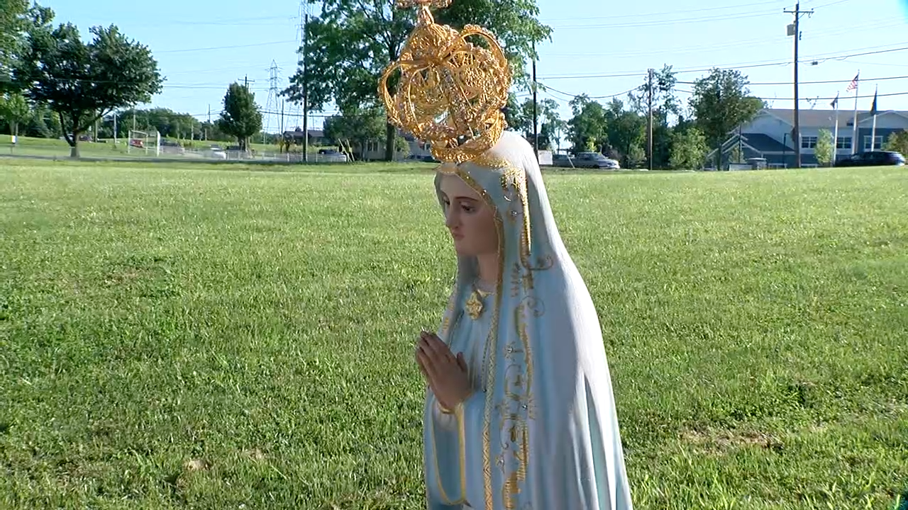 Virgin Mary Statue.png
