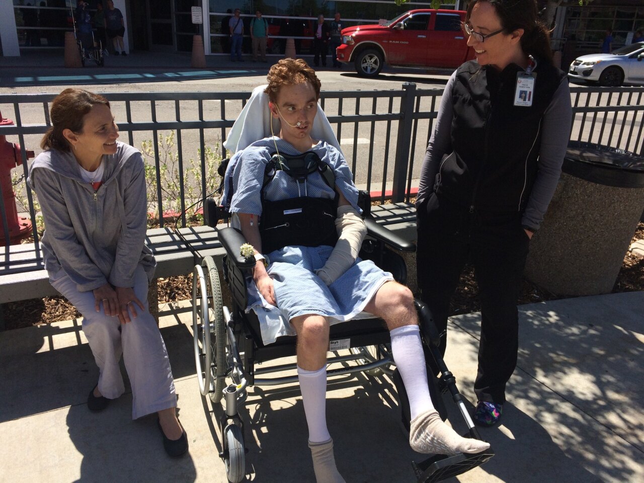 Daniel_Henderson_during_fall_recovery.jpg