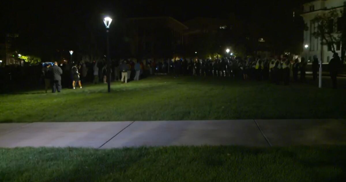 Pro-Palestinian protesters clash with police on University of Utah campus