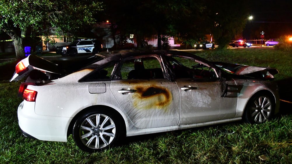 Former-Lakeland-city-commissioner,-husband-killed-in-random-act_burned-car.jpg