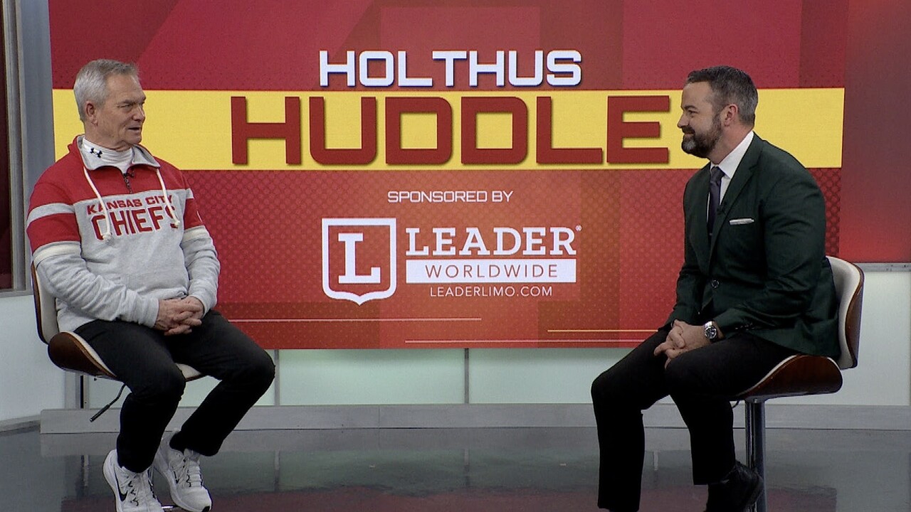 Week 18 Holthus Huddle.jpeg